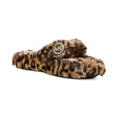 Michael Kors MICHAEL Jet Set MK Thong Slipper (Cheetah)